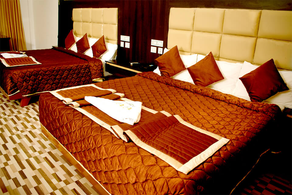 Accommodation in Courtallam